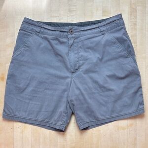 Kuhl Shorts Men’s Size 34 Gray Cargo Hiking Outdoor